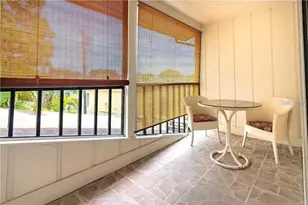 421 Palm Ave N, Saint Petersburg, FL 33703 - Photo 21