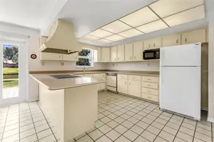 160 Annapolis Ln, Rotonda West, FL 33947 - Photo 9