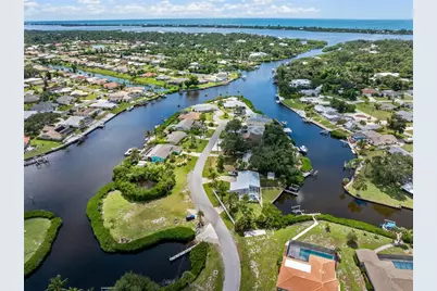 1947 San Remo Point Drive, Englewood, FL 34223 - Photo 75