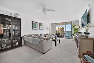 3000 Oasis Grand Blvd, Fort Myers, FL 33916 - Photo 5