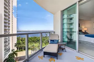 3000 Oasis Grand Blvd, Fort Myers, FL 33916 - Photo 11