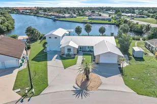 795 S Ellicott Cir, Port Charlotte, FL 33952 - Photo 1