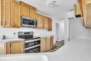 795 S Ellicott Cir, Port Charlotte, FL 33952 - Photo 17