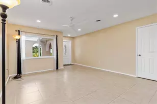 162 Annapolis Ln, Rotonda West, FL 33947 - Photo 7