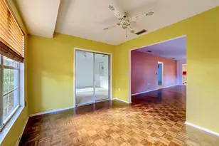 1236 Tallywood Dr, Sarasota, FL 34237 - Photo 27