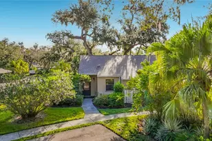 1236 Tallywood Dr, Sarasota, FL 34237 - Photo 5