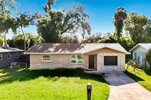 1409 17th St E, Bradenton, FL 34208 - Photo 1