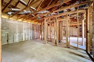1409 17th St E, Bradenton, FL 34208 - Photo 9