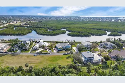 4061 Lea Marie Island Drive, Port Charlotte, FL 33952 - Photo 15