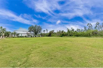 4061 Lea Marie Island Drive, Port Charlotte, FL 33952 - Photo 5
