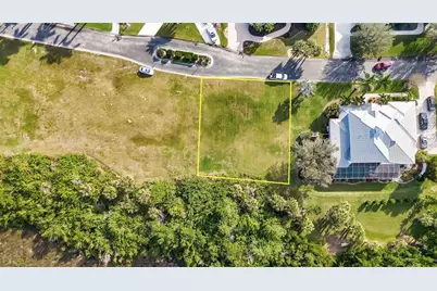 4061 Lea Marie Island Drive, Port Charlotte, FL 33952 - Photo 3
