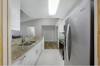 14895 Pleasant Bay Lane #204, Naples, FL 34119 - Photo 11