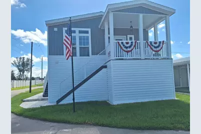 64 5th Street, Bradenton, FL 34210 - Photo 1