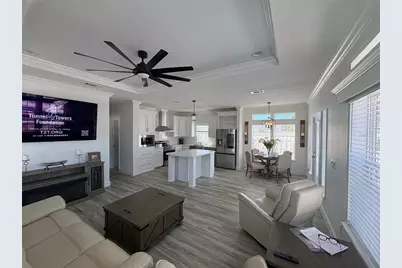 64 5th Street, Bradenton, FL 34210 - Photo 3