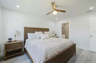 805 E Gulf Dr, Sanibel, FL 33957 - Photo 17