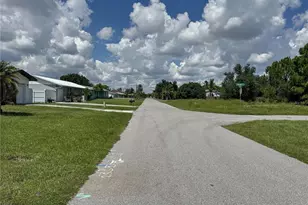322 Reading St NW, Port Charlotte, FL 33952 - Photo 17