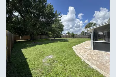 322 Reading Street NW, Port Charlotte, FL 33952 - Photo 13