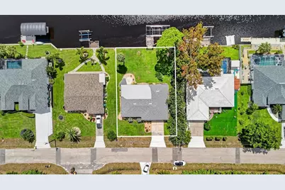 18393 Hottelet Circle, Port Charlotte, FL 33948 - Photo 37