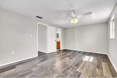 528 Magnolia Avenue NW, Port Charlotte, FL 33952 - Photo 15