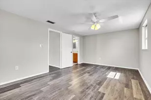 528 Magnolia Ave NW, Port Charlotte, FL 33952 - Photo 15