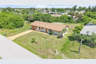 528 Magnolia Avenue NW, Port Charlotte, FL 33952 - Photo 37