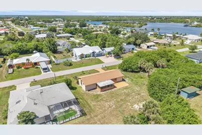 528 Magnolia Avenue NW, Port Charlotte, FL 33952 - Photo 39