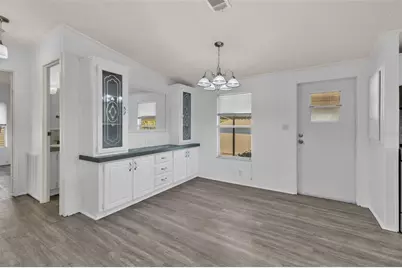 1000 Kings Highway #18, Port Charlotte, FL 33980 - Photo 7