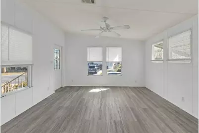 1000 Kings Highway #18, Port Charlotte, FL 33980 - Photo 27