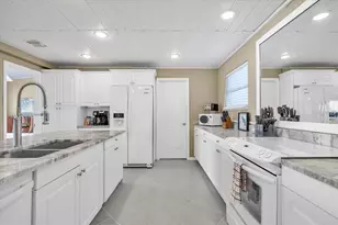 168 Morgan Ln SE, Port Charlotte, FL 33952 - Photo 17