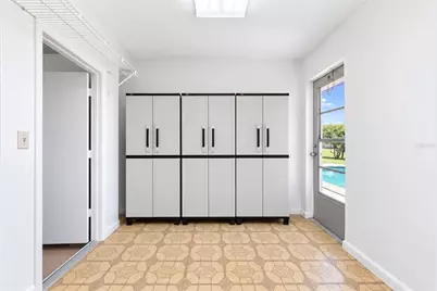 18565 Robinson Avenue, Port Charlotte, FL 33948 - Photo 37