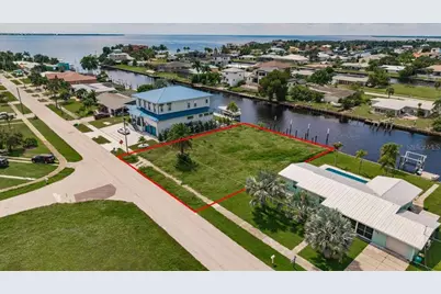182 Severin Road SE, Port Charlotte, FL 33952 - Photo 13