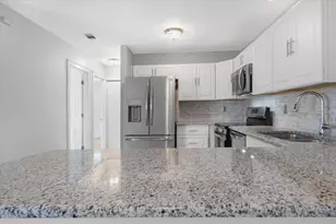 5520 Kenwood Dr, North Port, FL 34287 - Photo 13