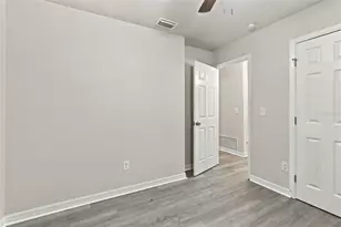 6770 S Biscayne Dr, North Port, FL 34287 - Photo 13
