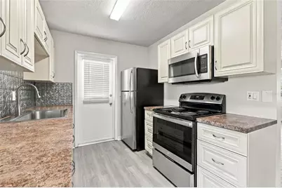 6770 S Biscayne Drive, North Port, FL 34287 - Photo 9
