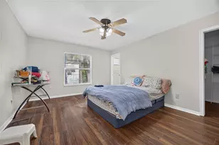 2493 Cherokee St, North Port, FL 34286 - Photo 11