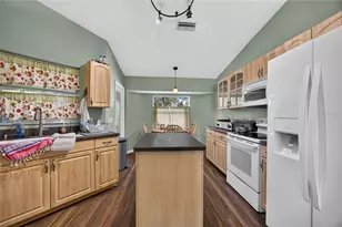 2493 Cherokee St, North Port, FL 34286 - Photo 7