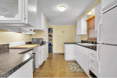 24437 Harborview Road #27, Port Charlotte, FL 33980 - Photo 5