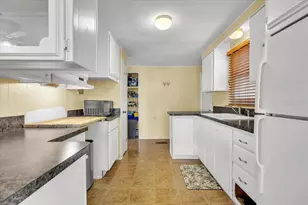 24437 Harborview Rd, Port Charlotte, FL 33980 - Photo 5
