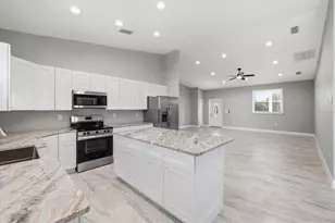26 Coxswain Dr, Placida, FL 33946 - Photo 9