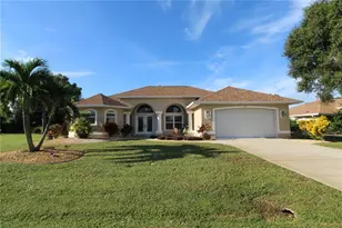 614 Rotonda Cir, Rotonda West, FL 33947 - Photo 1