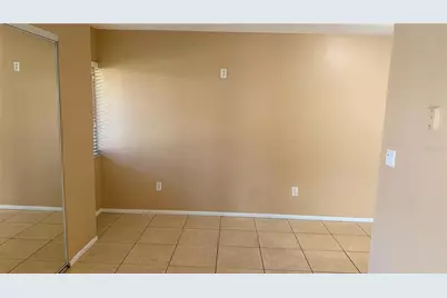 2920 Clark Road #102, Sarasota, FL 34231 - Photo 9