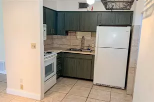 2920 Clark Rd, Sarasota, FL 34231 - Photo 9