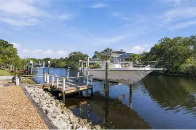 17341 Robinson Avenue, Port Charlotte, FL 33948 - Photo 5