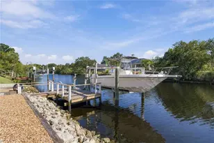 17341 Robinson Ave, Port Charlotte, FL 33948 - Photo 5
