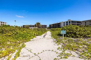 2737 W Gulf Dr, Sanibel, FL 33957 - Photo 5