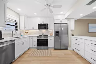 2737 W Gulf Dr, Sanibel, FL 33957 - Photo 11