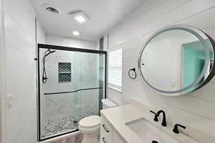 582 Azalea Dr NW, Port Charlotte, FL 33952 - Photo 15