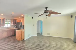 582 Azalea Dr NW, Port Charlotte, FL 33952 - Photo 19