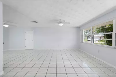 22191 New Rochelle Avenue, Port Charlotte, FL 33952 - Photo 23