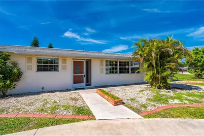 22191 New Rochelle Avenue, Port Charlotte, FL 33952 - Photo 5